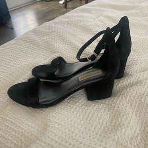 Steve Madden Black Suede Short Heels
